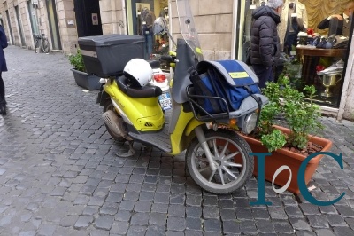 poste-italiane-scooter-2