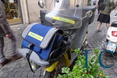 poste-italiane-scooter-3