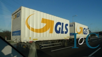 GLS bar trailer truck M1