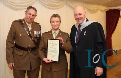 2022-fellows-gowning-Pte Sarah Robinson-1600